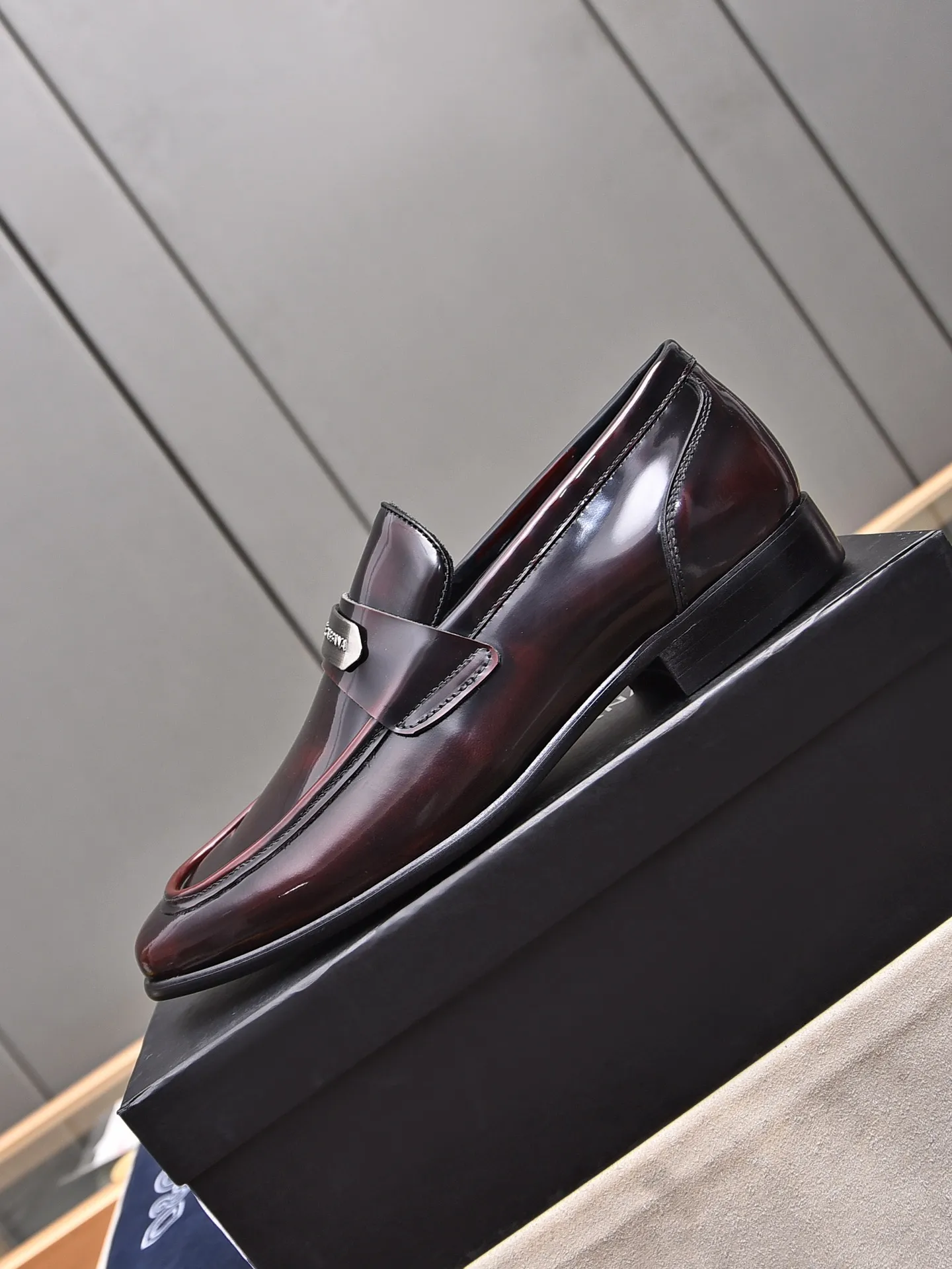 👍👍Men's shoes💰480 **Boutique recommendation**DG**The latest business formal leather shoes, official website synchronization, top version on the market, purely handmade. Fabric: imported calfskin with water-dyed cow lining 38, 39, 40, 41, 42, 43, 44 (customized at 45
